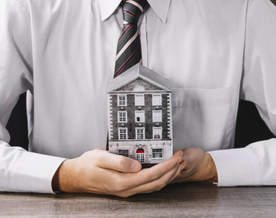 Cómo el curso de intermediario en crédito inmobiliario puede impulsar tu carrera